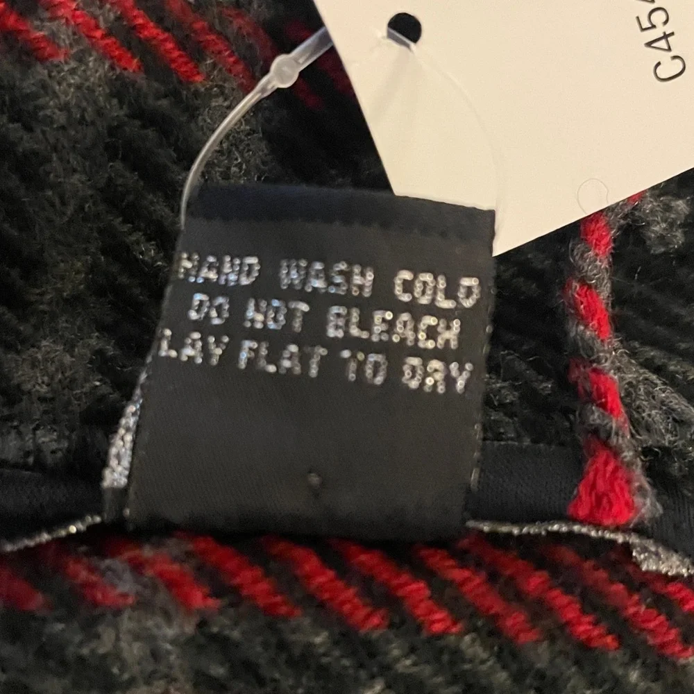Winter Plaid Scarf Infinity Fringe Grey Plaid (Tan, Red, White) 60 x 10  NWT